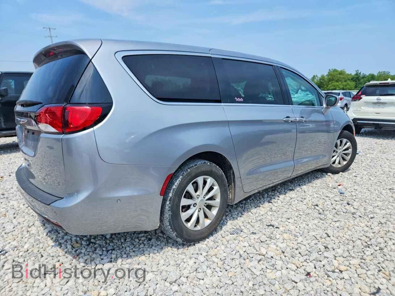 2019 CHRYSLER PACIFICA - VIN: 2C4RC1FG0KR559436 - Фото 3