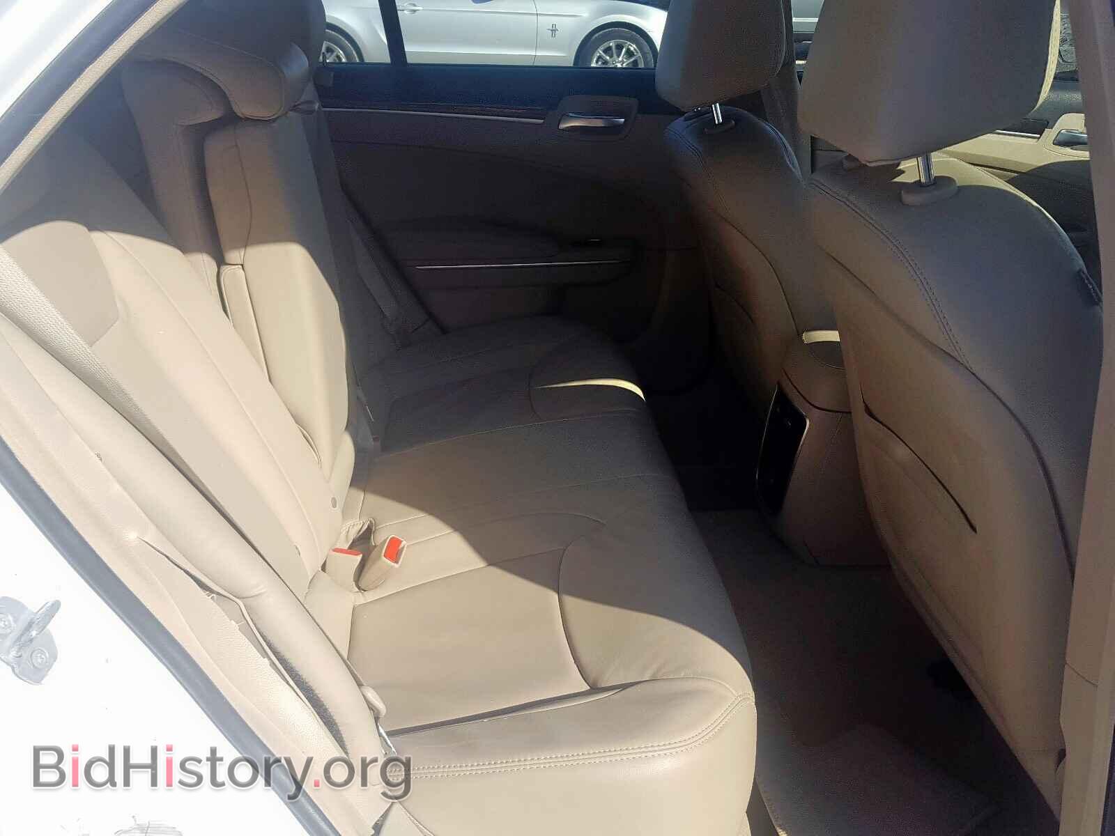 2013 CHRYSLER 300 - VIN: 2C3CCARG6DH528092 - Фото 6