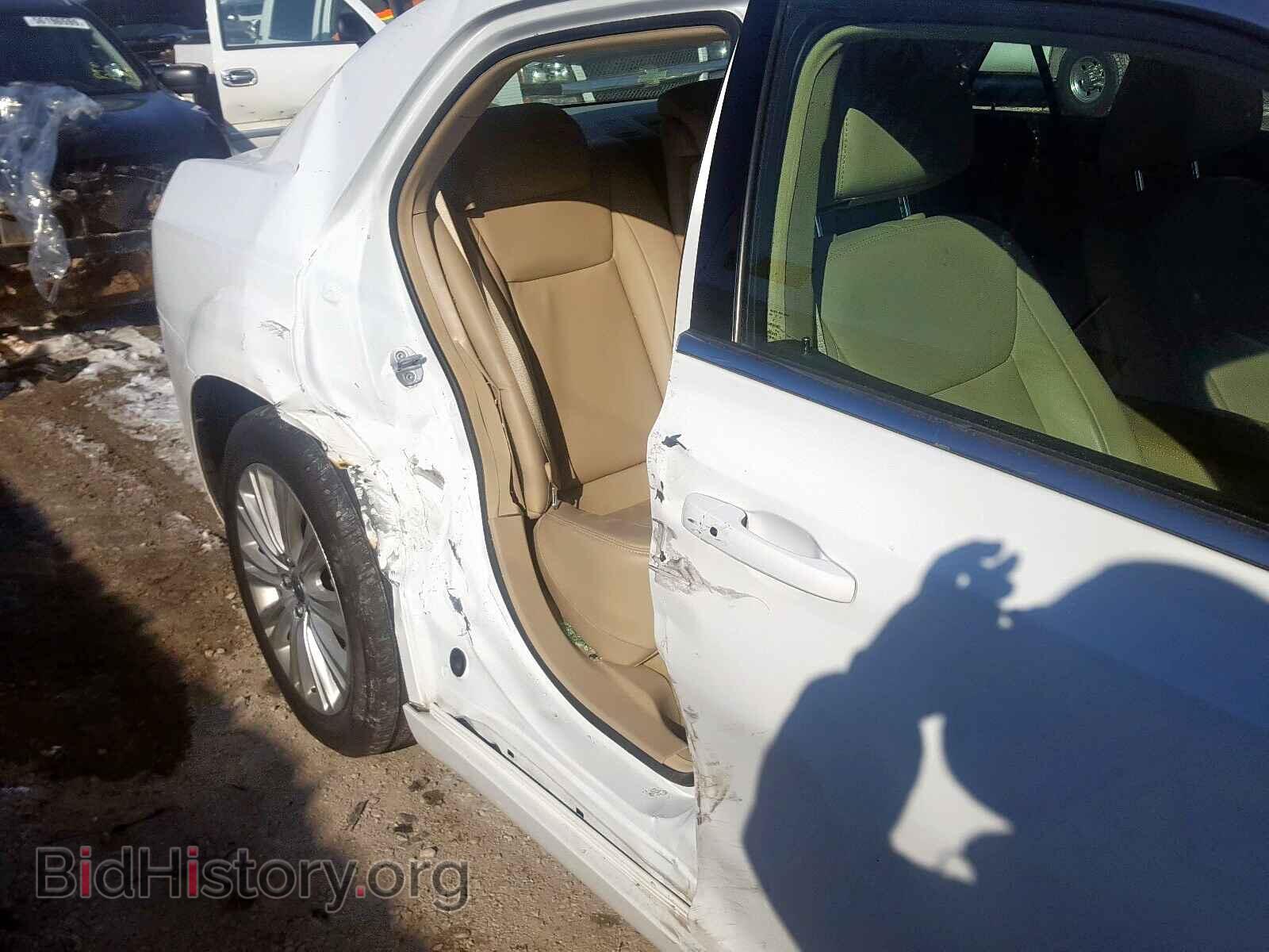 2013 CHRYSLER 300 - VIN: 2C3CCARG6DH528092 - Фото 9