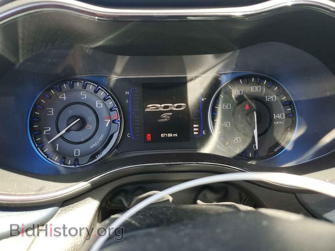 2015 CHRYSLER 200 - VIN: 1C3CCCDG7FN718111 - Фото 9