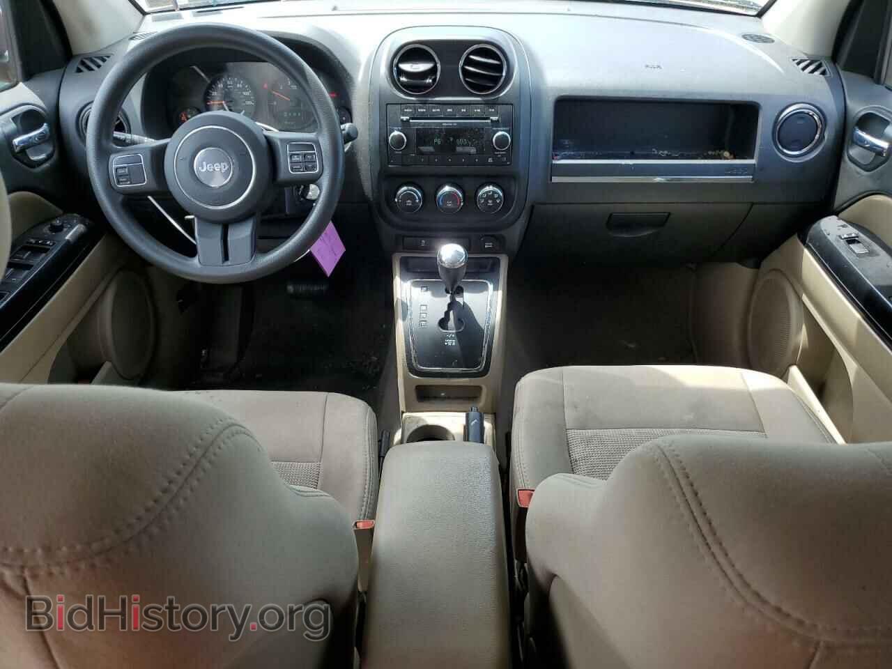 2011 JEEP COMPASS - VIN: 1J4NF1FB7BD134979 - Photo 8