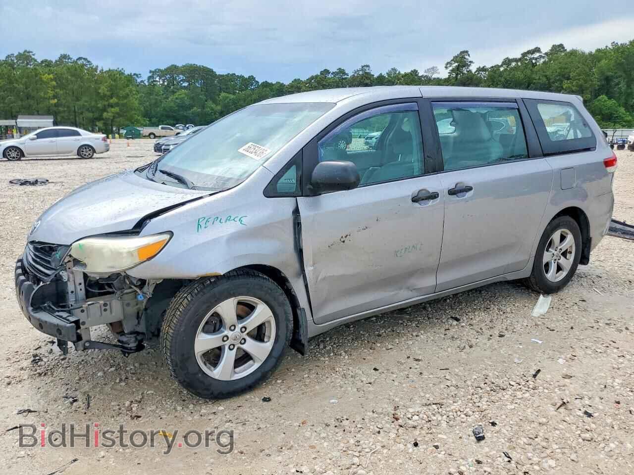 Фотография 5TDZK3DC8DS352513 - TOYOTA SIENNA 2013