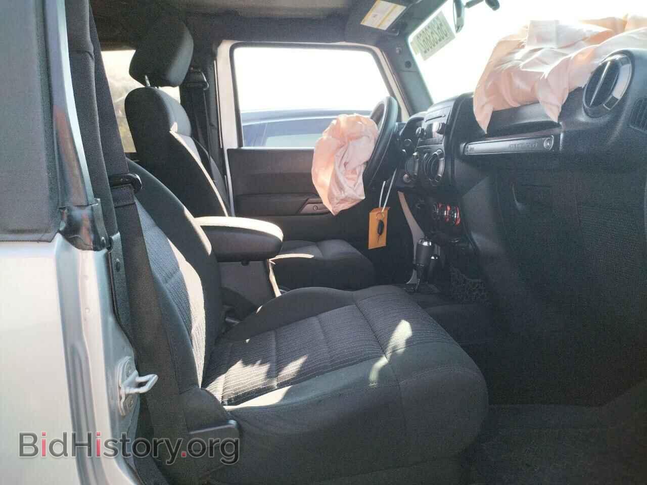 2011 JEEP WRANGLER - VIN: 1J4AA2D12BL541384 - Фото 5