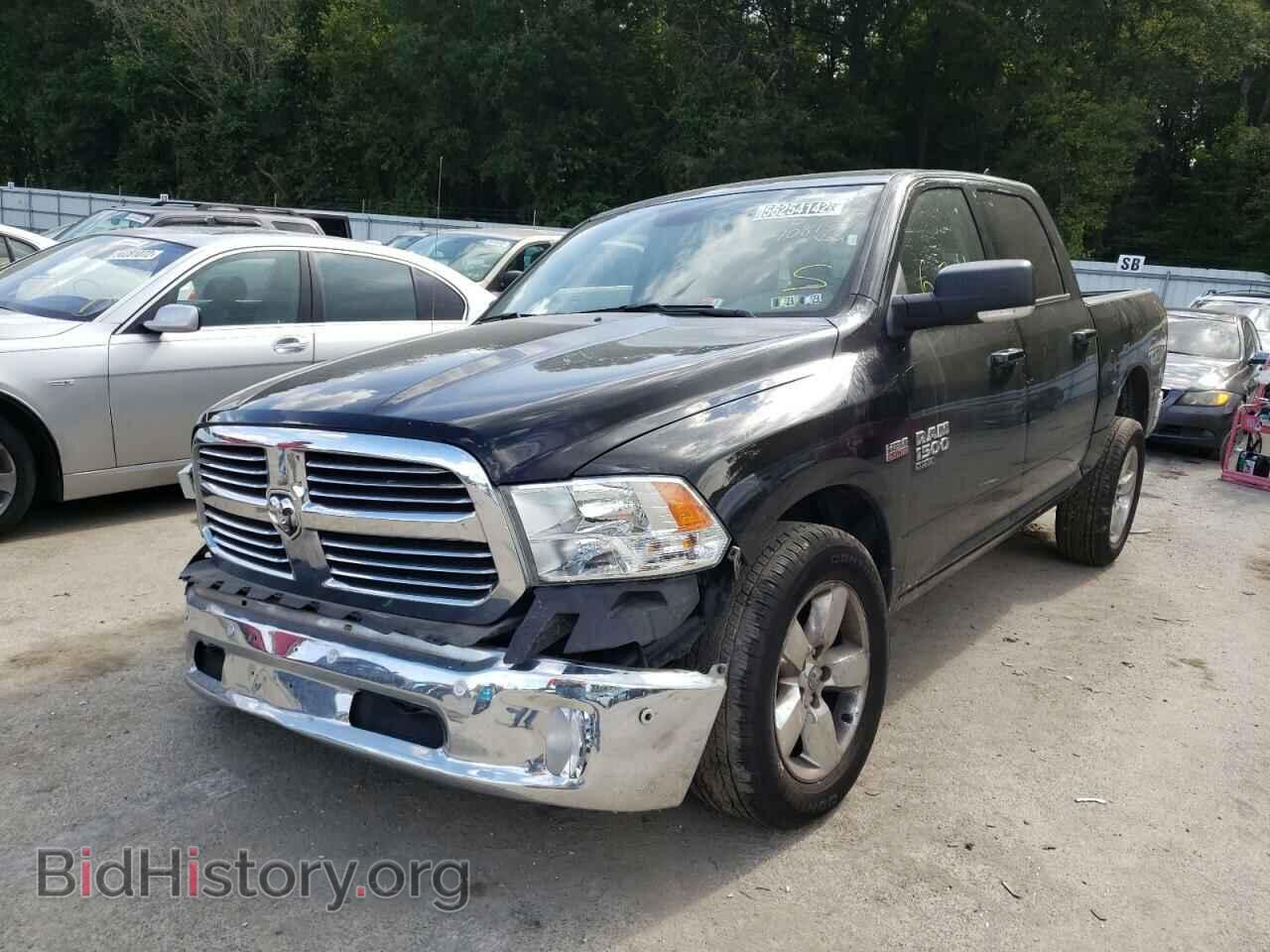 2019 RAM 1500 - VIN: 1C6RR7LT7KS708157 - Фото 2