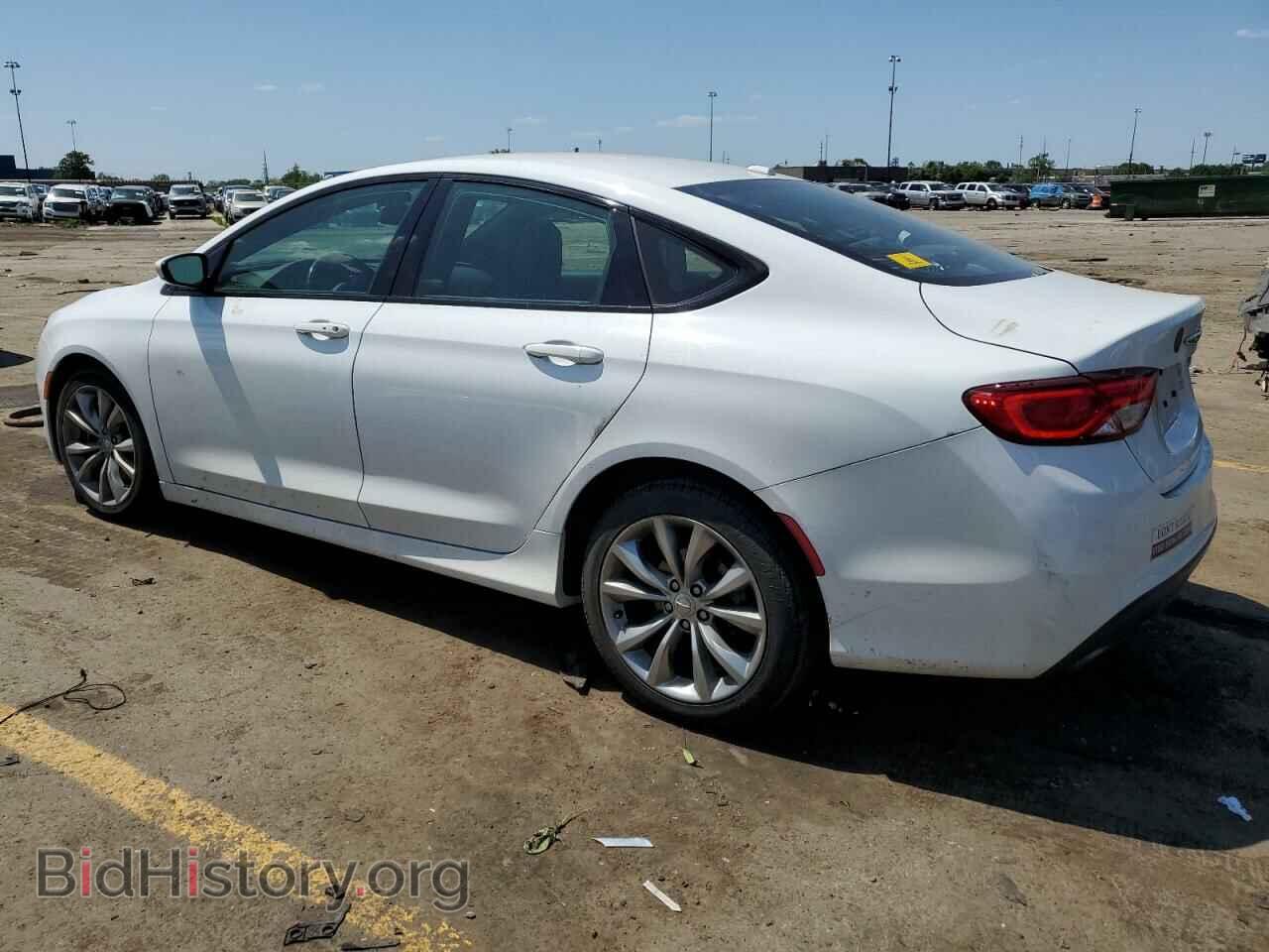 2016 CHRYSLER 200 - VIN: 1C3CCCBB0GN135405 - Photo 2