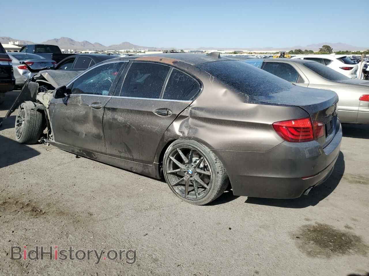 2011 BMW 5 SERIES - VIN: WBAFR9C55BC618182 - Фото 2