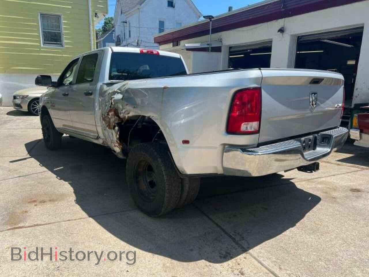 2017 RAM All Models - VIN: 3C63RRGJ4HG770576 - Photo 3