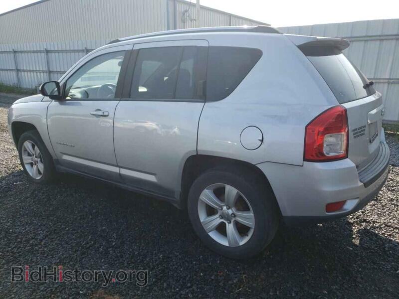 2011 Jeep COMPASS (VIN 1J4NT1FB5BD178875) — photo 2 of 12