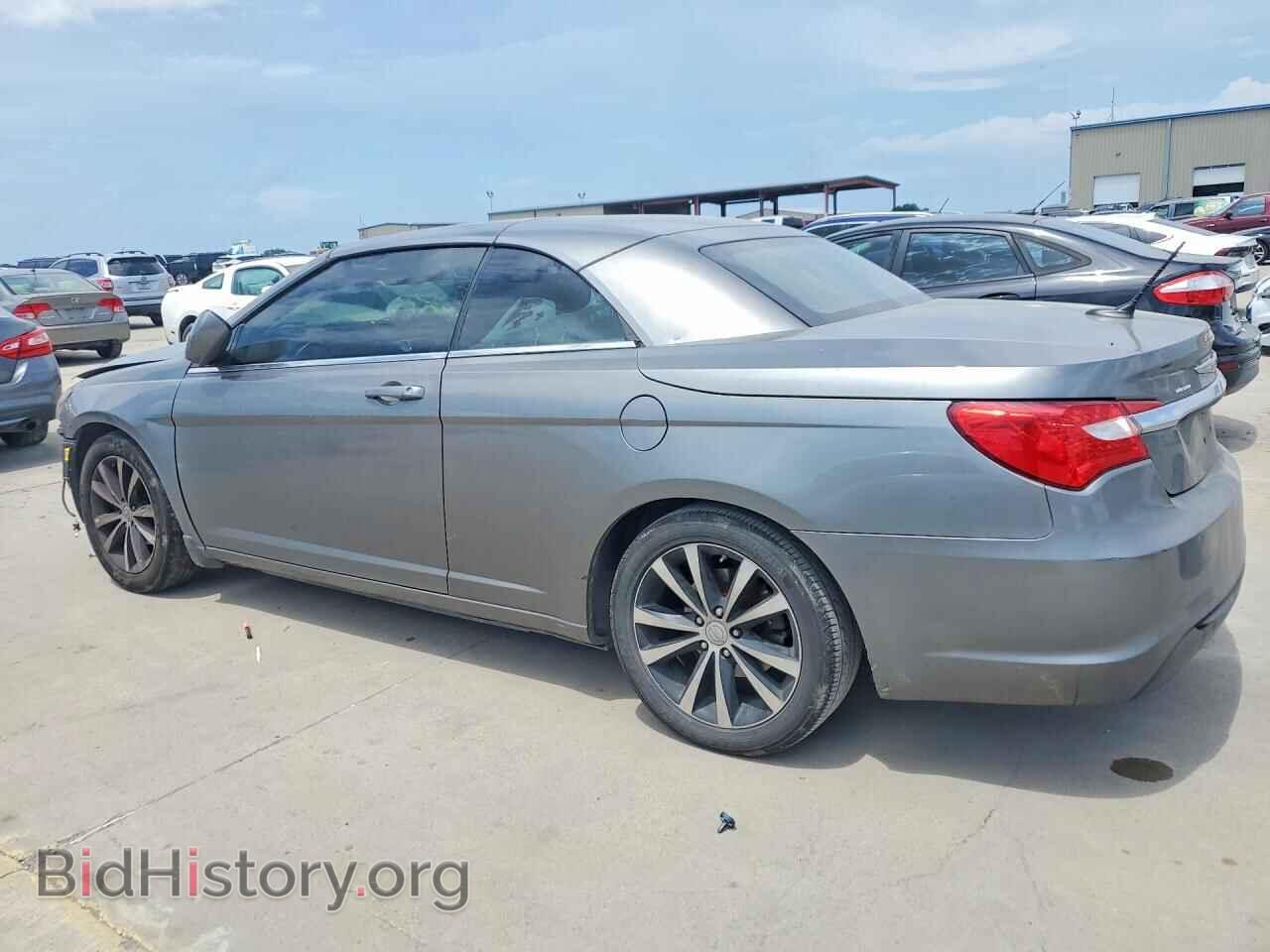 2013 CHRYSLER 200 - VIN: 1C3BCBGGXDN655374 - Photo 2