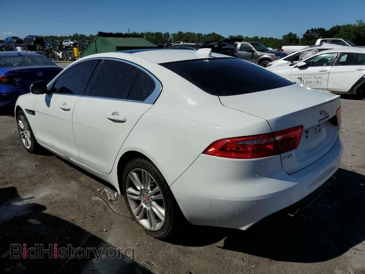 2019 JAGUAR XE - VIN: SAJAJ4FX9KCP51582 - Фото 2