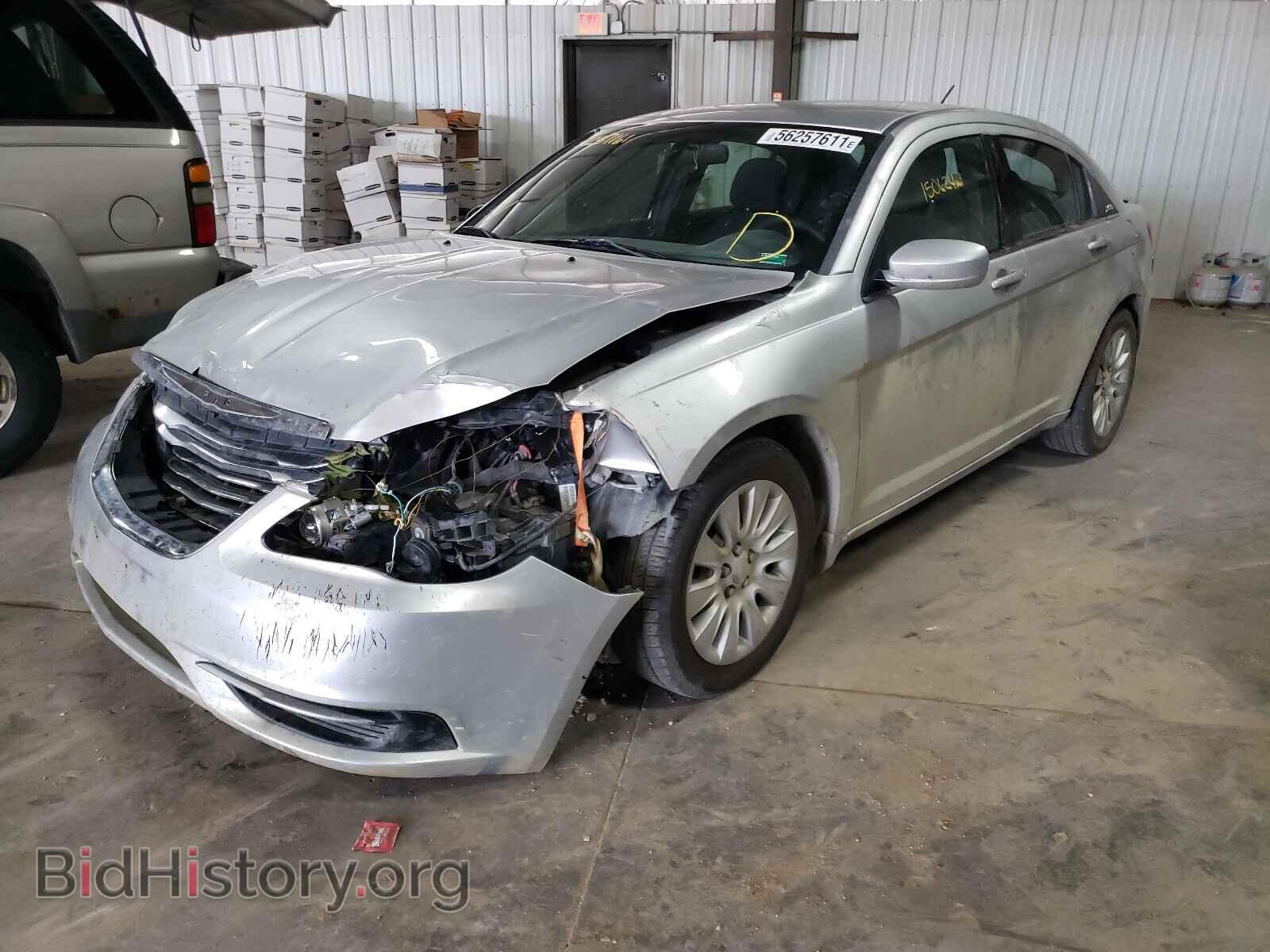 2012 CHRYSLER 200 - VIN: 1C3CCBAB8CN321148 - Фото 2