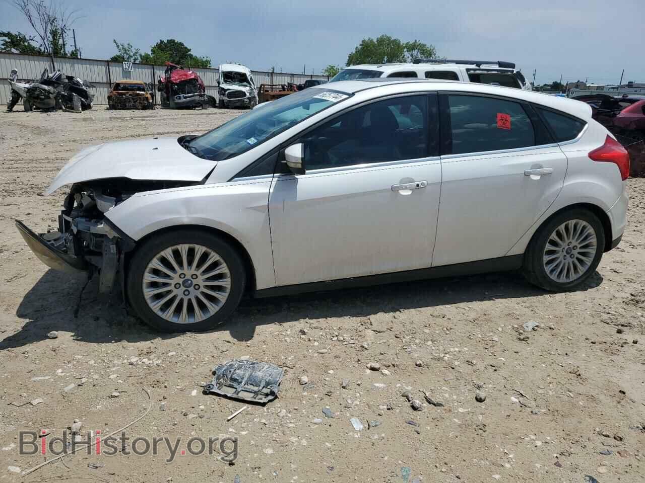 Photo 1FAHP3N26CL449959 - FORD FOCUS 2012