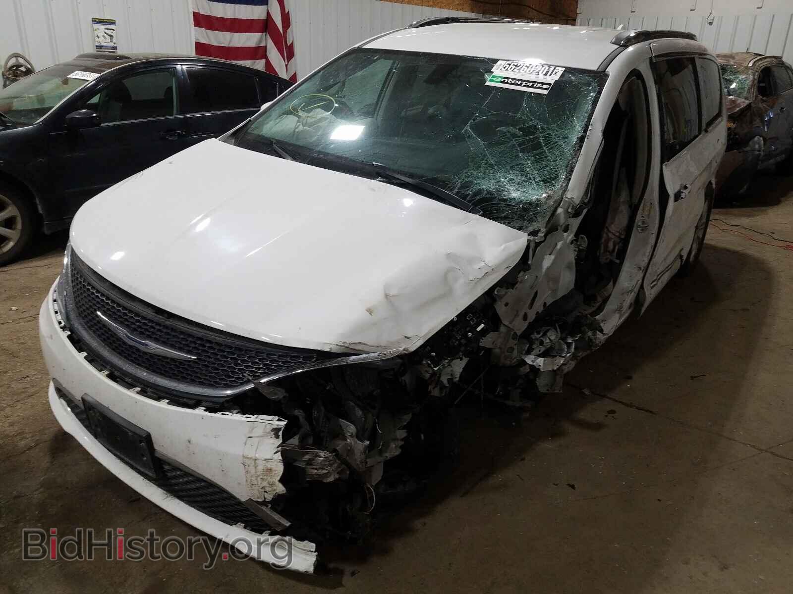 2019 CHRYSLER PACIFICA - VIN: 2C4RC1BG0KR700611 - Фото 2