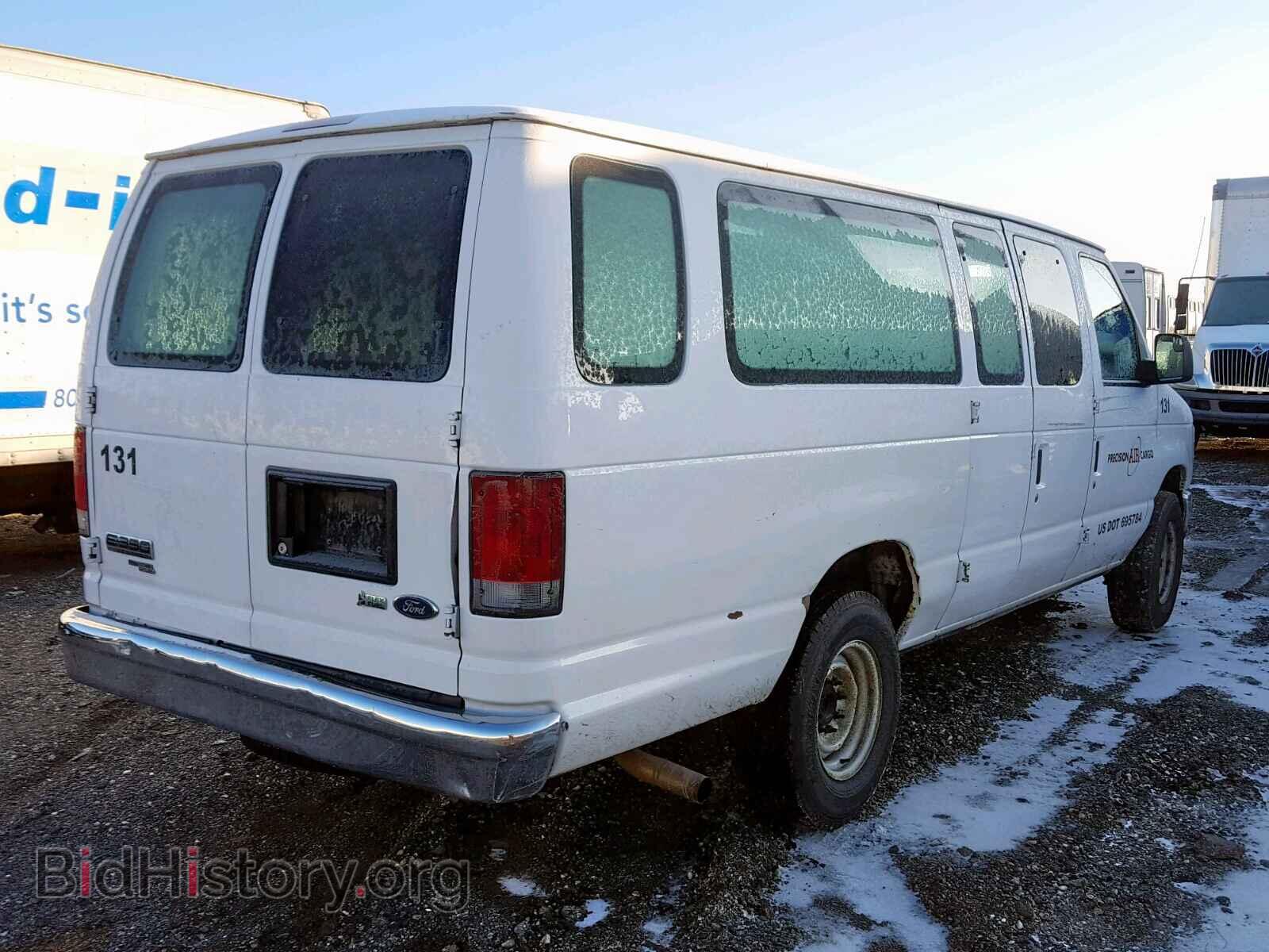 2011 FORD ECONOLINE - VIN: 1FBSS3BL3BDB17082 - Photo 4