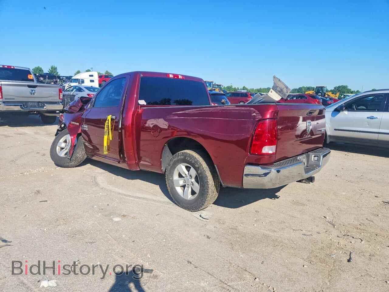 2017 RAM 1500 - VIN: 3C6JR7AT2HG548950 - Photo 2