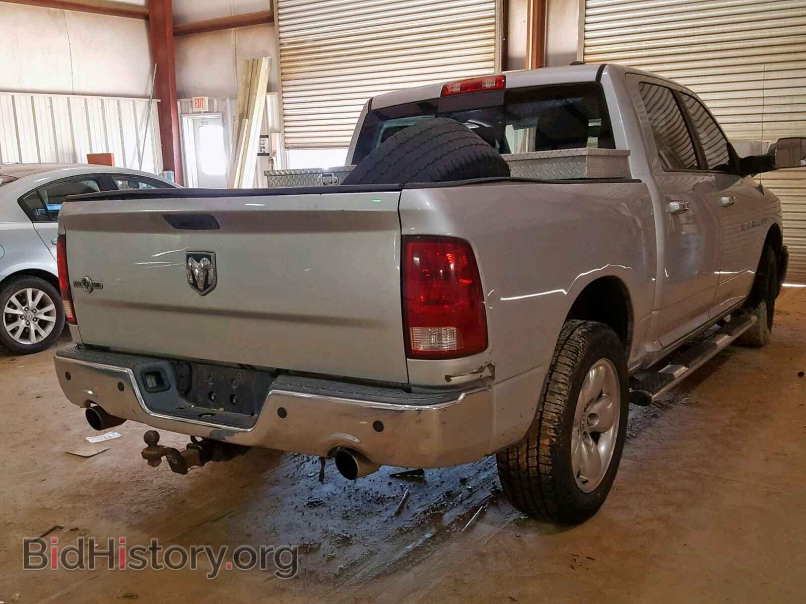 2011 DODGE RAM 1500 - VIN: 1D7RB1CT3BS636017 - Фото 4