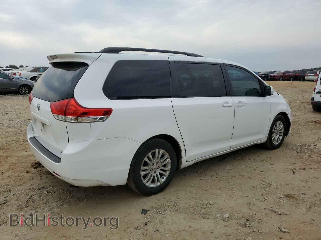 2012 TOYOTA All Models - VIN: 5TDYK3DC1CS214712 - Фото 3