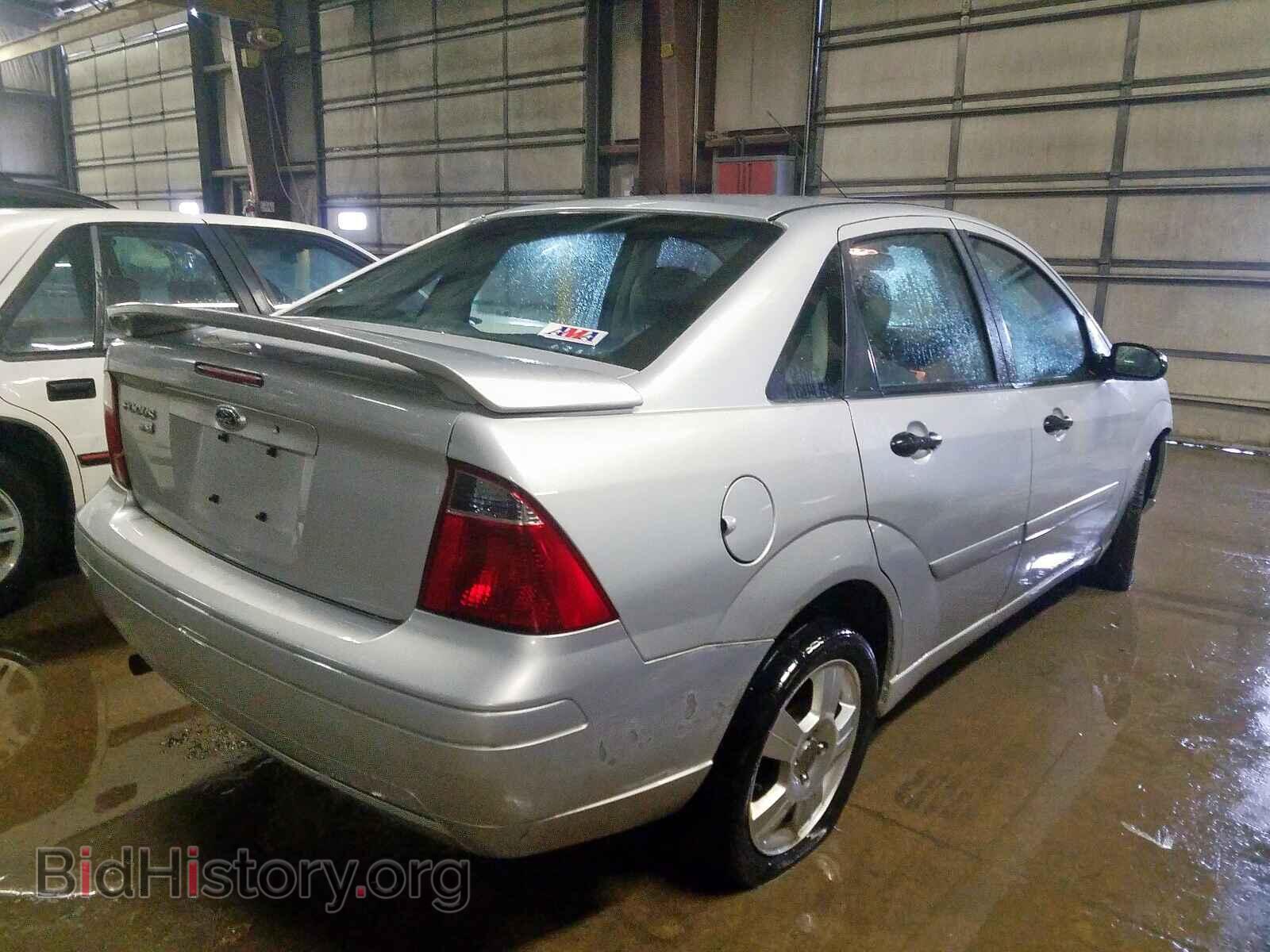 2007 FORD FOCUS - VIN: 1FAHP34N87W362404 - Фото 4