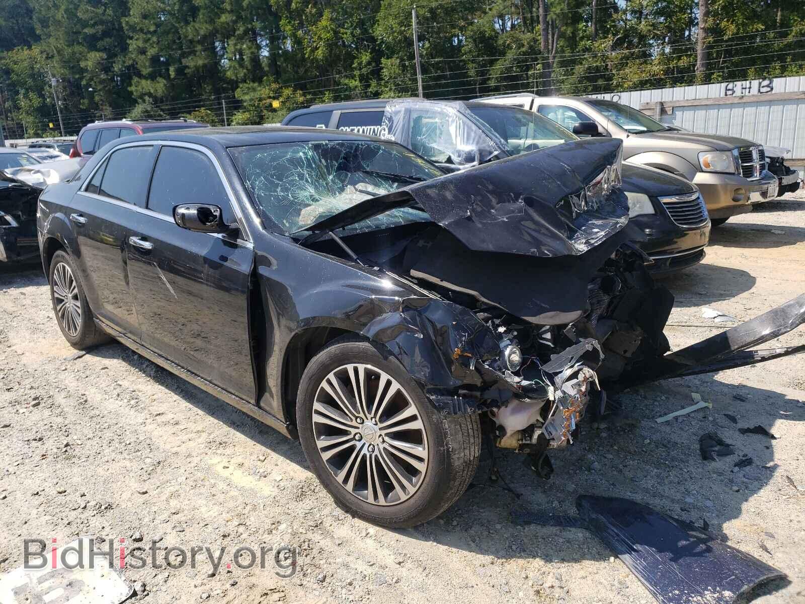 Фотография 2C3CA6CT2BH599019 - CHRYSLER 300 2011