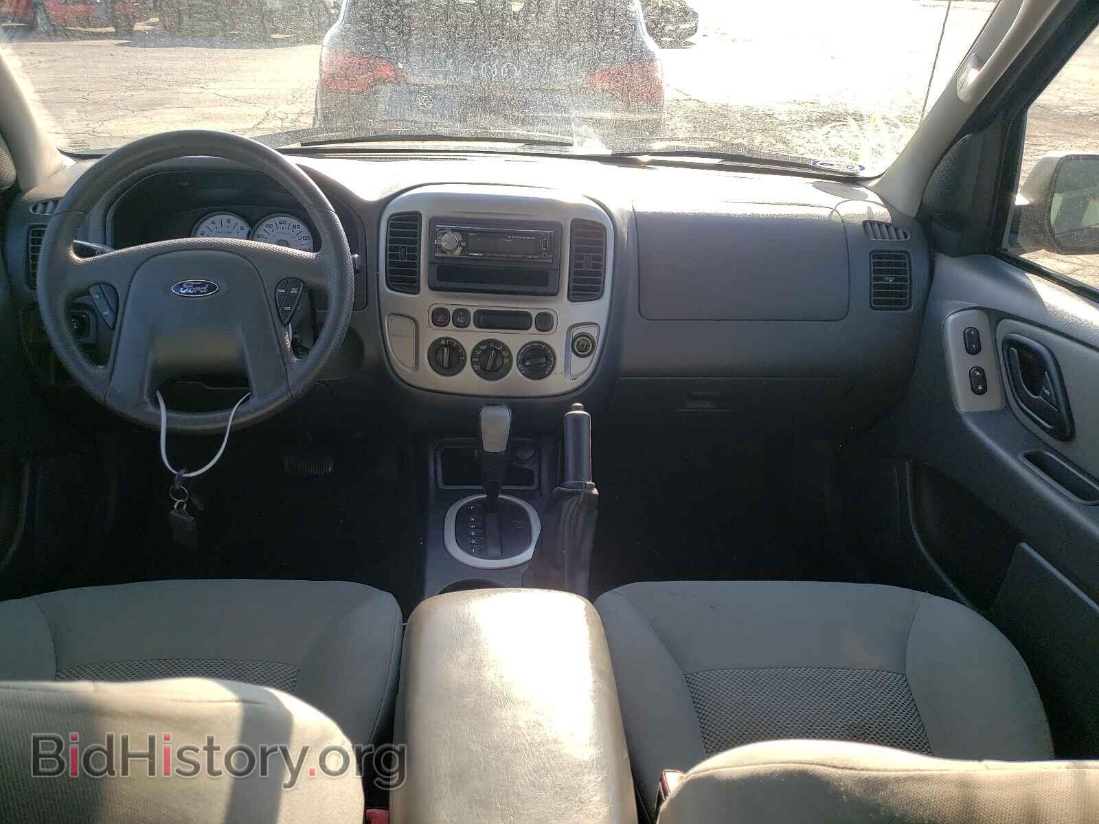 2007 FORD ESCAPE - VIN: 1FMCU93177KA65402 - Фото 9