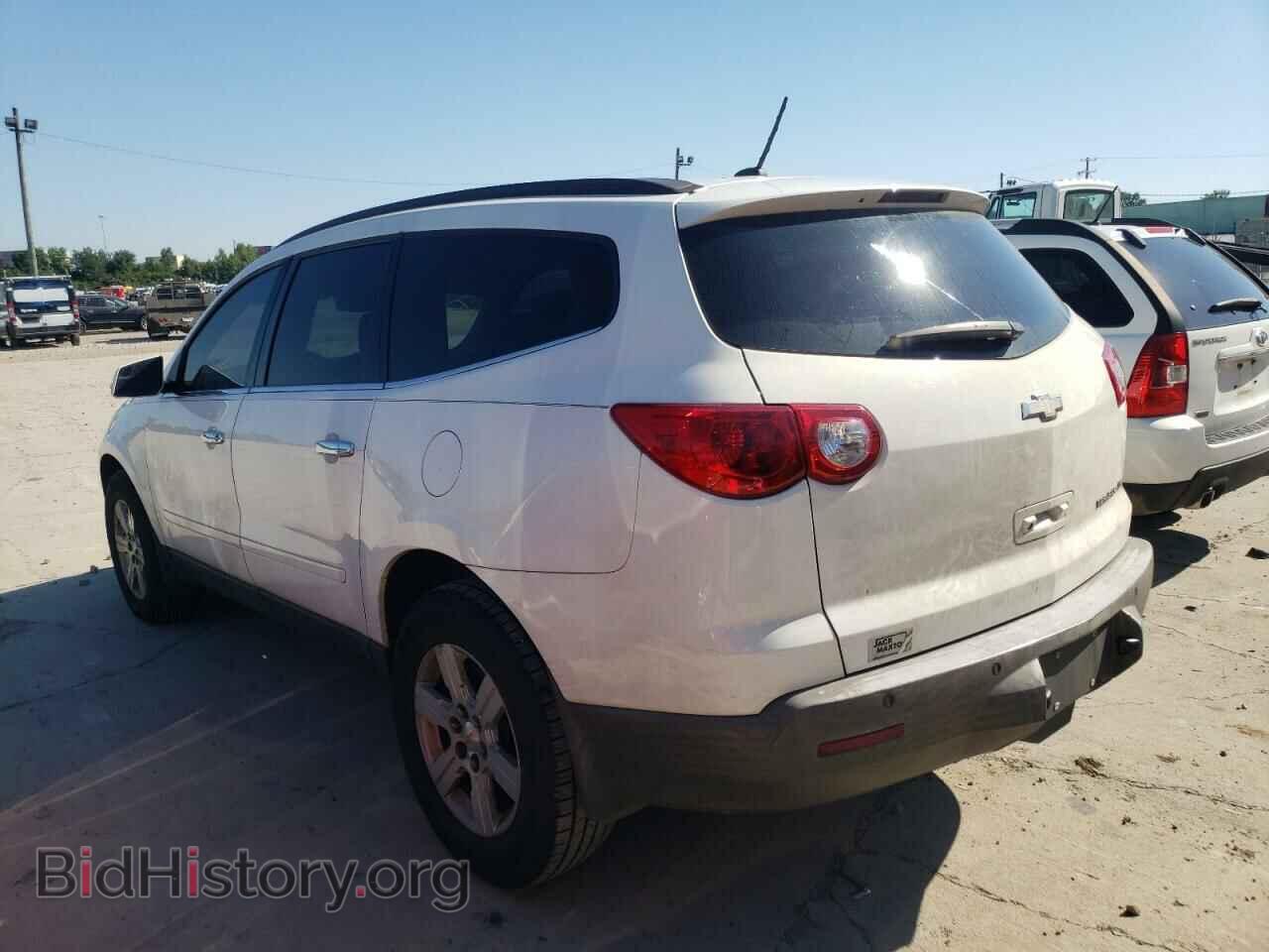2010 CHEVROLET TRAVERSE - VIN: 1GNLRFED3AJ209043 - Фото 3