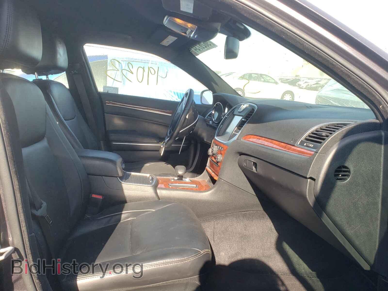 2013 CHRYSLER 300 - VIN: 2C3CCAAGXDH658744 - Фото 5