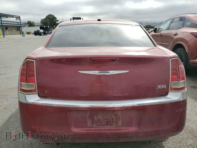 2012 Chrysler 300 (VIN 2C3CCAAG5CH188881) — фото 6 из 12