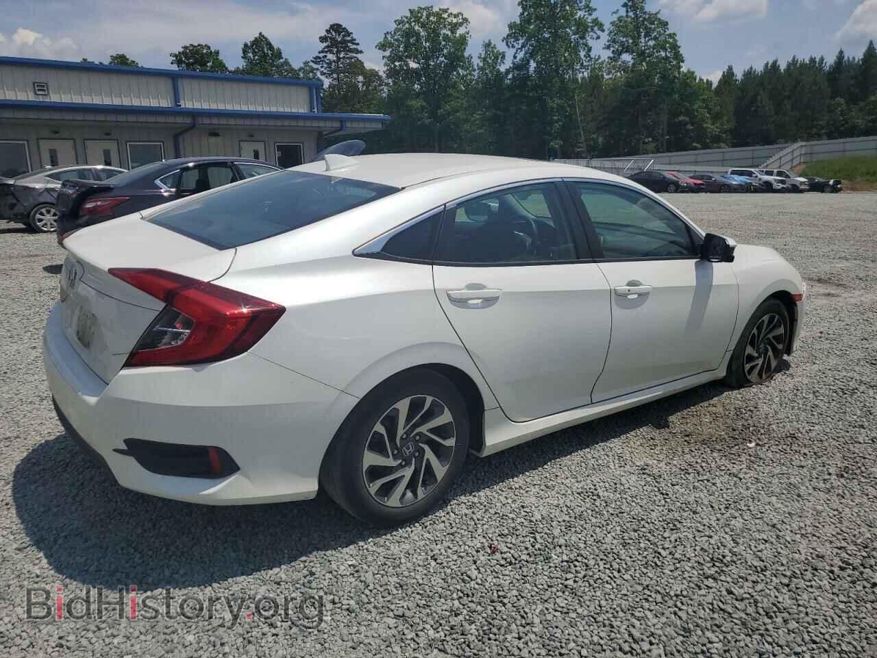 2017 HONDA CIVIC - VIN: 19XFC2F75HE058142 - Фото 3