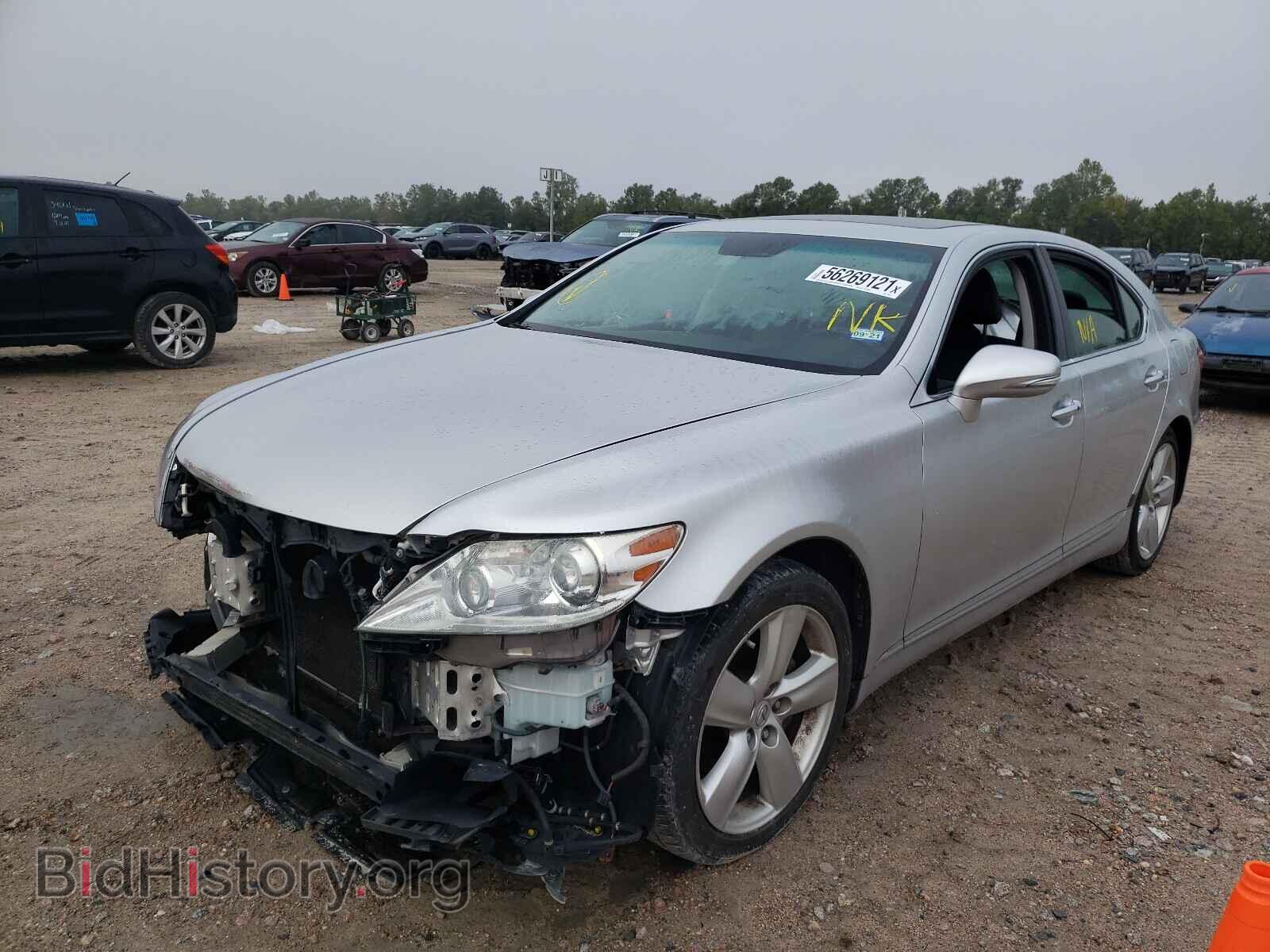 2011 LEXUS LS460 - VIN: JTHBL5EF2B5106979 - Фото 2