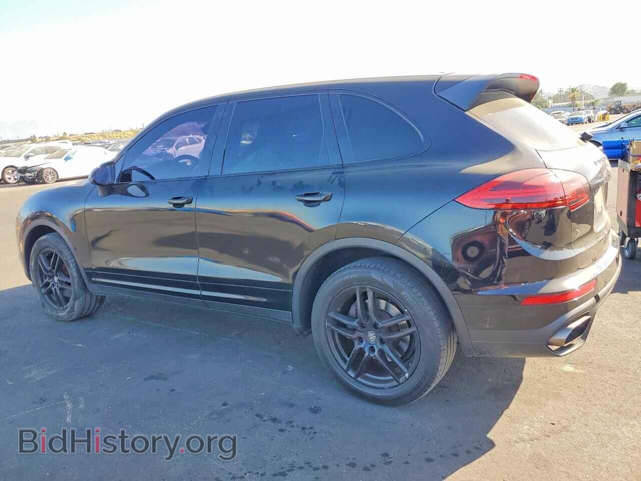 2016 PORSCHE CAYENNE - VIN: WP1AA2A22GLA09741 - Фото 2