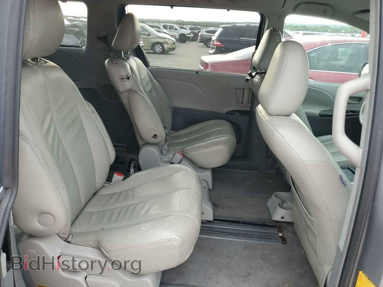 2011 TOYOTA All Models - VIN: 5TDKK3DC7BS014535 - Фото 11
