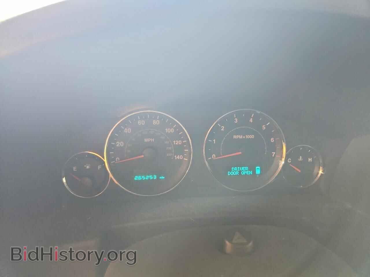 2007 JEEP COMMANDER - VIN: 1J8HG48P17C621420 - Фото 9