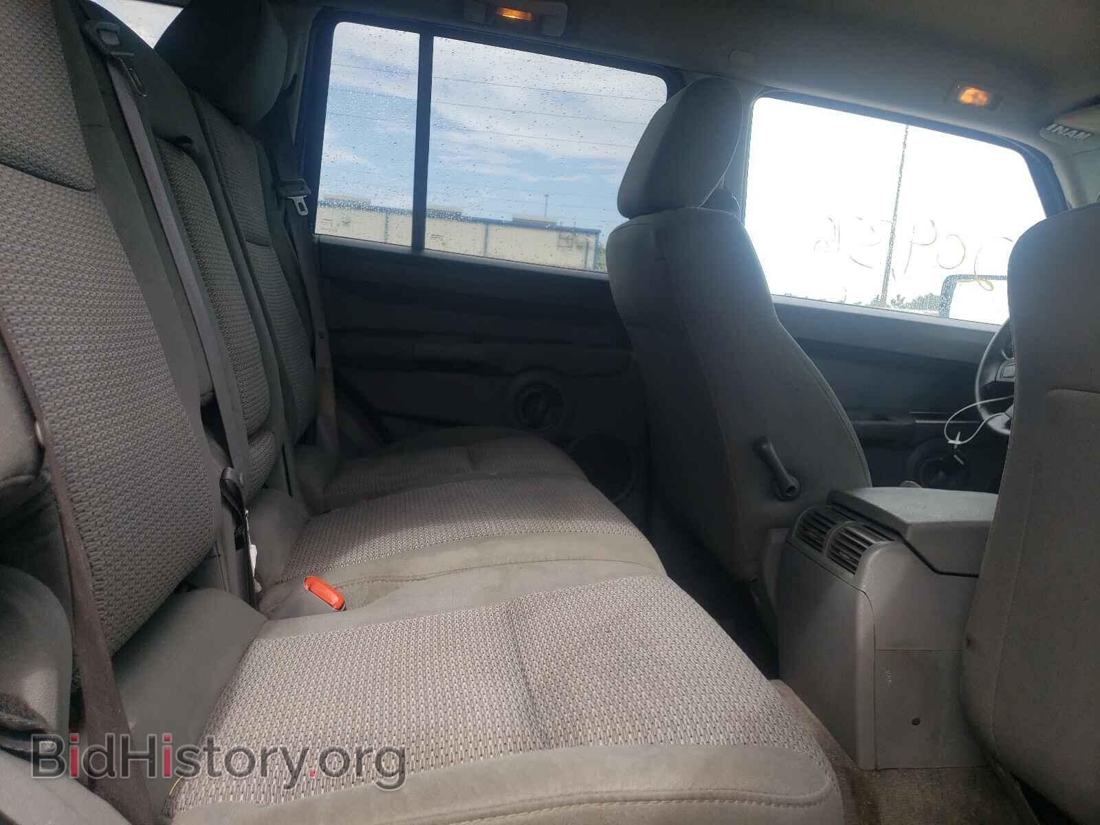 2007 JEEP COMMANDER - VIN: 1J8HH48KX7C627220 - Photo 6