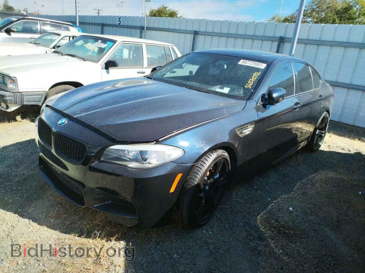 2013 BMW M5 - VIN: WBSFV9C59DD096516 - Фото 2