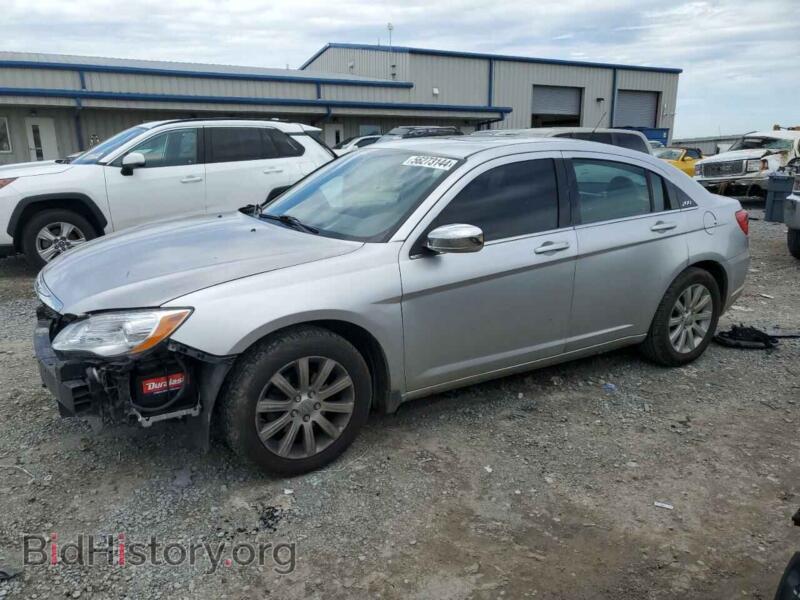 2011 Chrysler 200 Touring (VIN 1C3BC1FB0BN511863) — photo 1 of 13, Copart, damage: front end