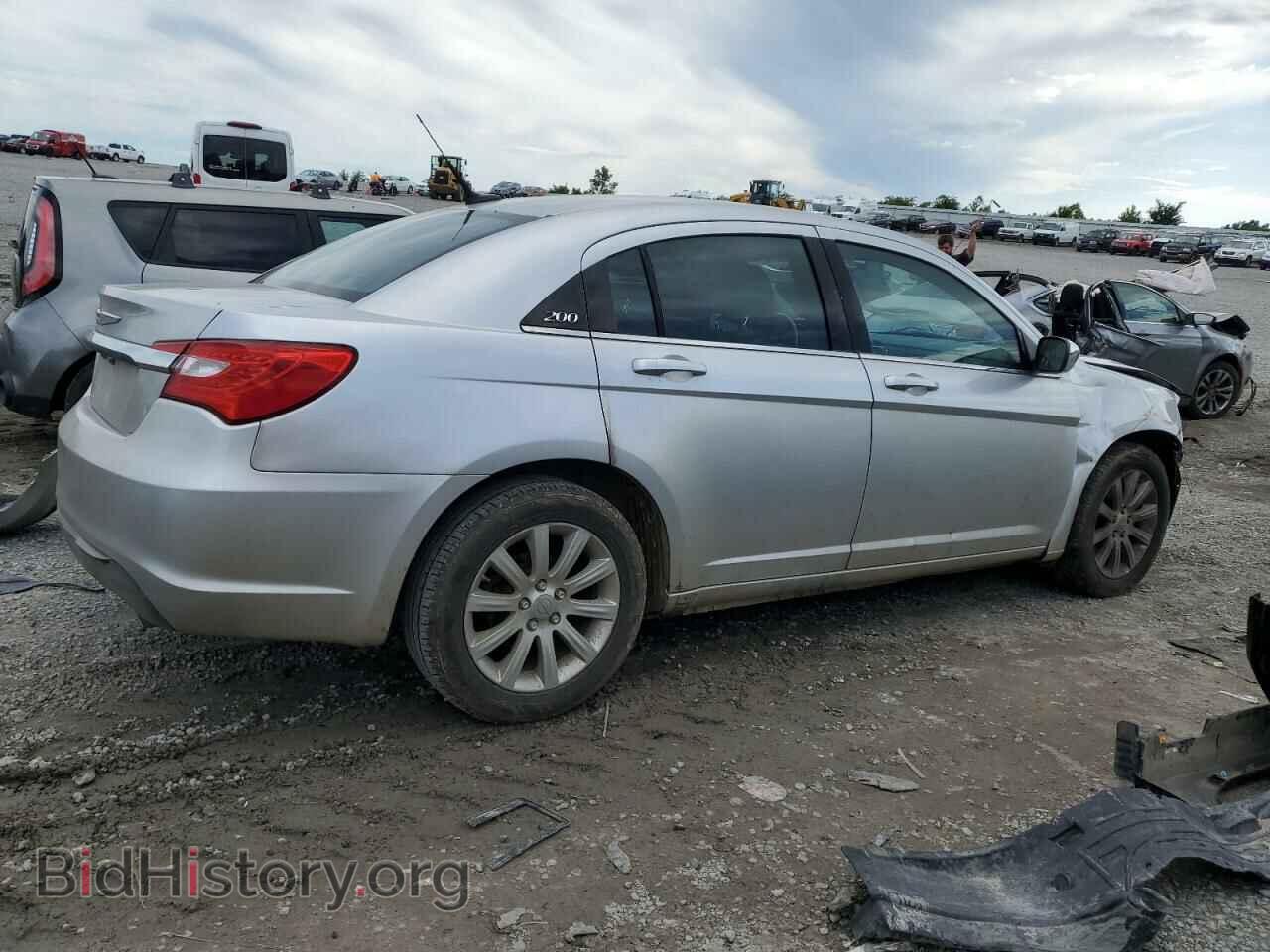 2011 CHRYSLER 200 - VIN: 1C3BC1FB0BN511863 - Photo 3