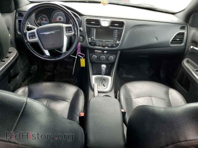 2011 Chrysler 200 (VIN 1C3BC1FB0BN511863) — photo 8 of 13