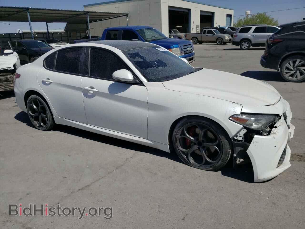 2017 ALFA ROMEO GIULIA - VIN: ZARFAECN1H7555236 - Фото 4