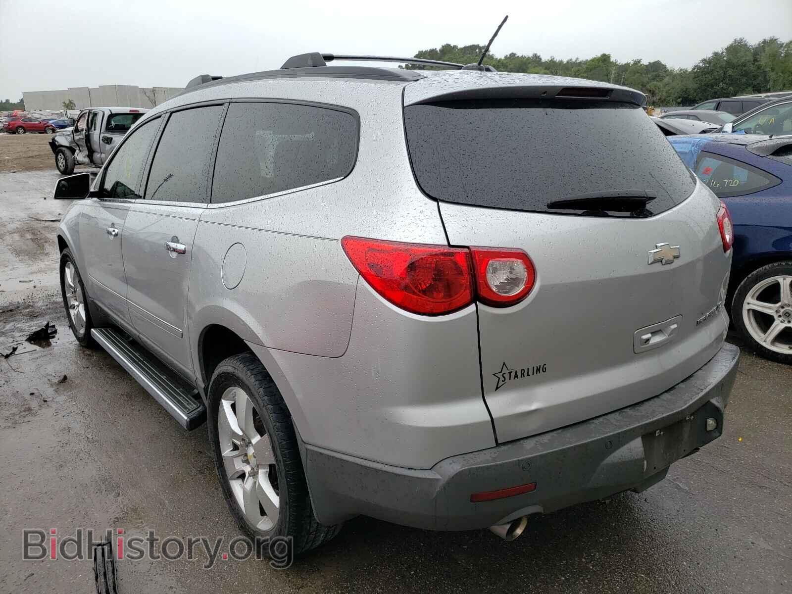 2012 CHEVROLET TRAVERSE - VIN: 1GNKRLED6CJ229879 - Фото 3