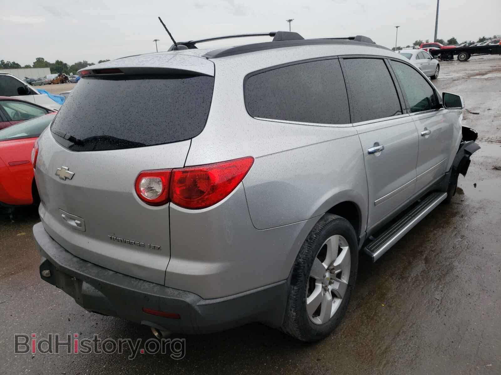 2012 CHEVROLET TRAVERSE - VIN: 1GNKRLED6CJ229879 - Фото 4