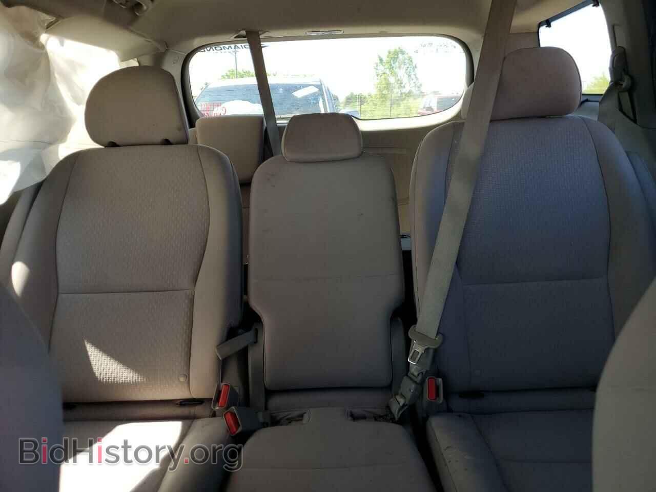 2016 KIA All Models - VIN: KNDMB5C16G6193095 - Фото 10