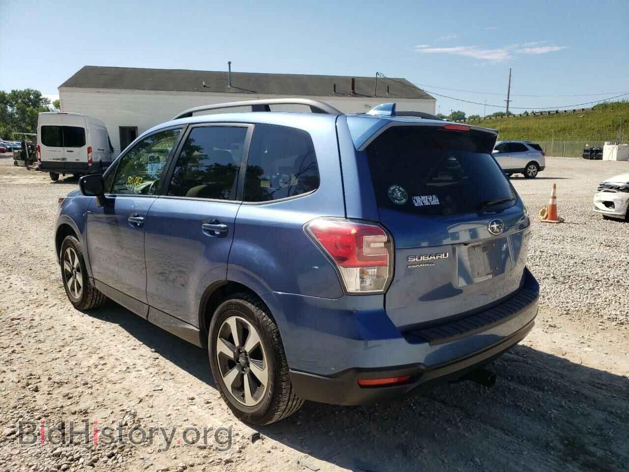 2017 SUBARU FORESTER - VIN: JF2SJAEC4HH407266 - Фото 3