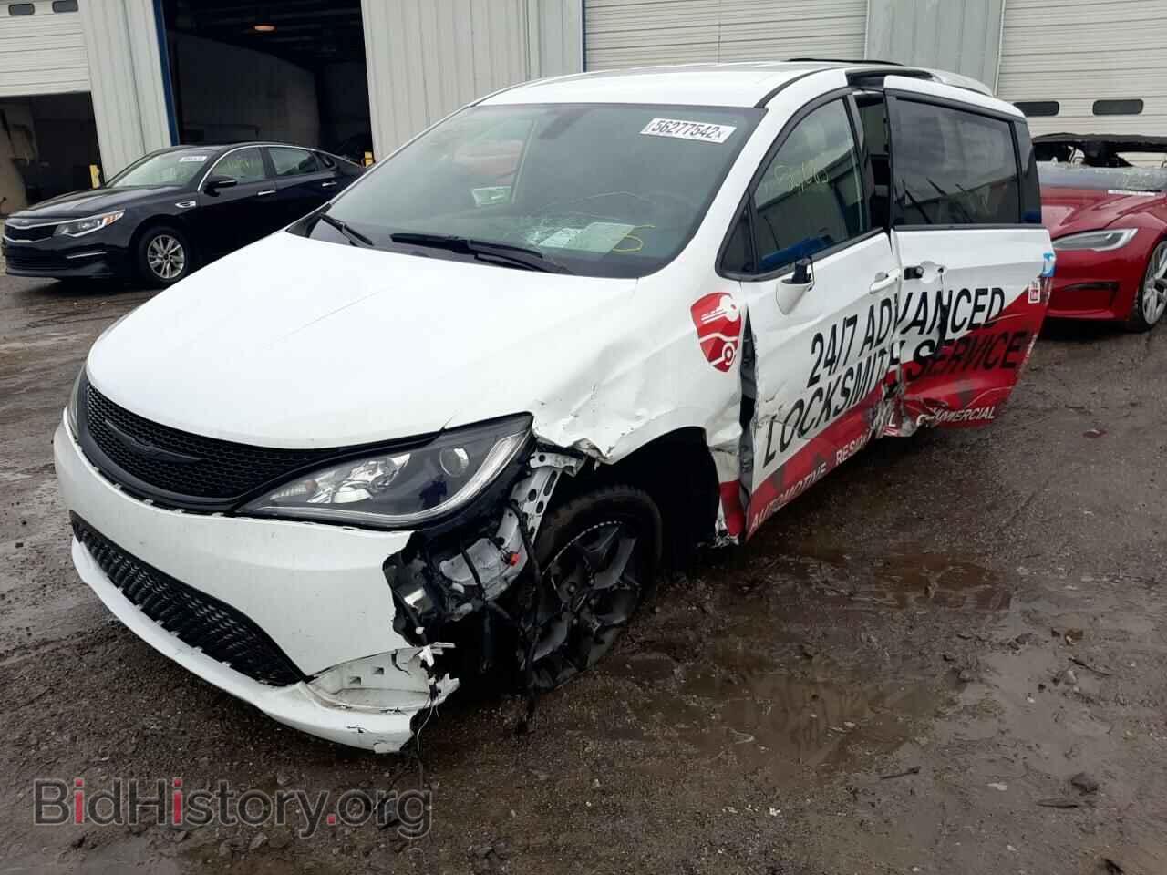 2020 CHRYSLER PACIFICA - VIN: 2C4RC1FG8LR119112 - Фото 2