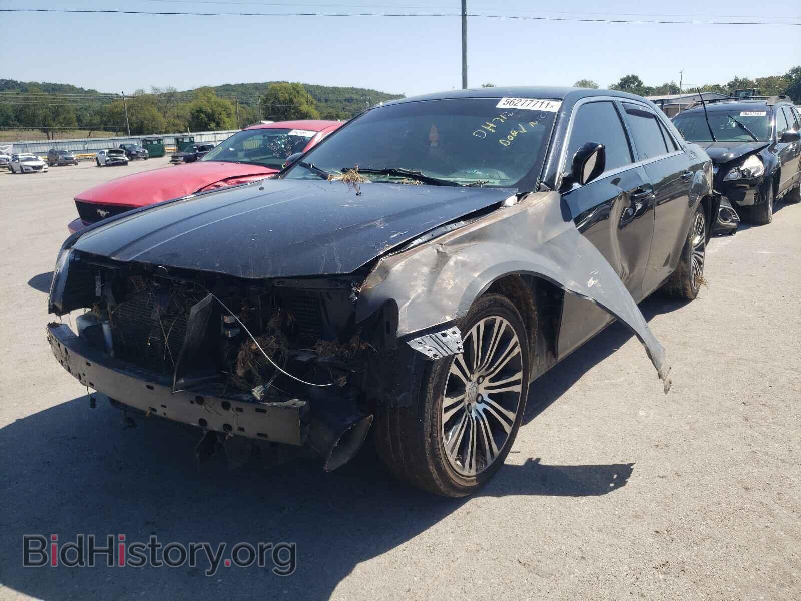 2013 CHRYSLER 300 - VIN: 2C3CCABG5DH712224 - Фото 2