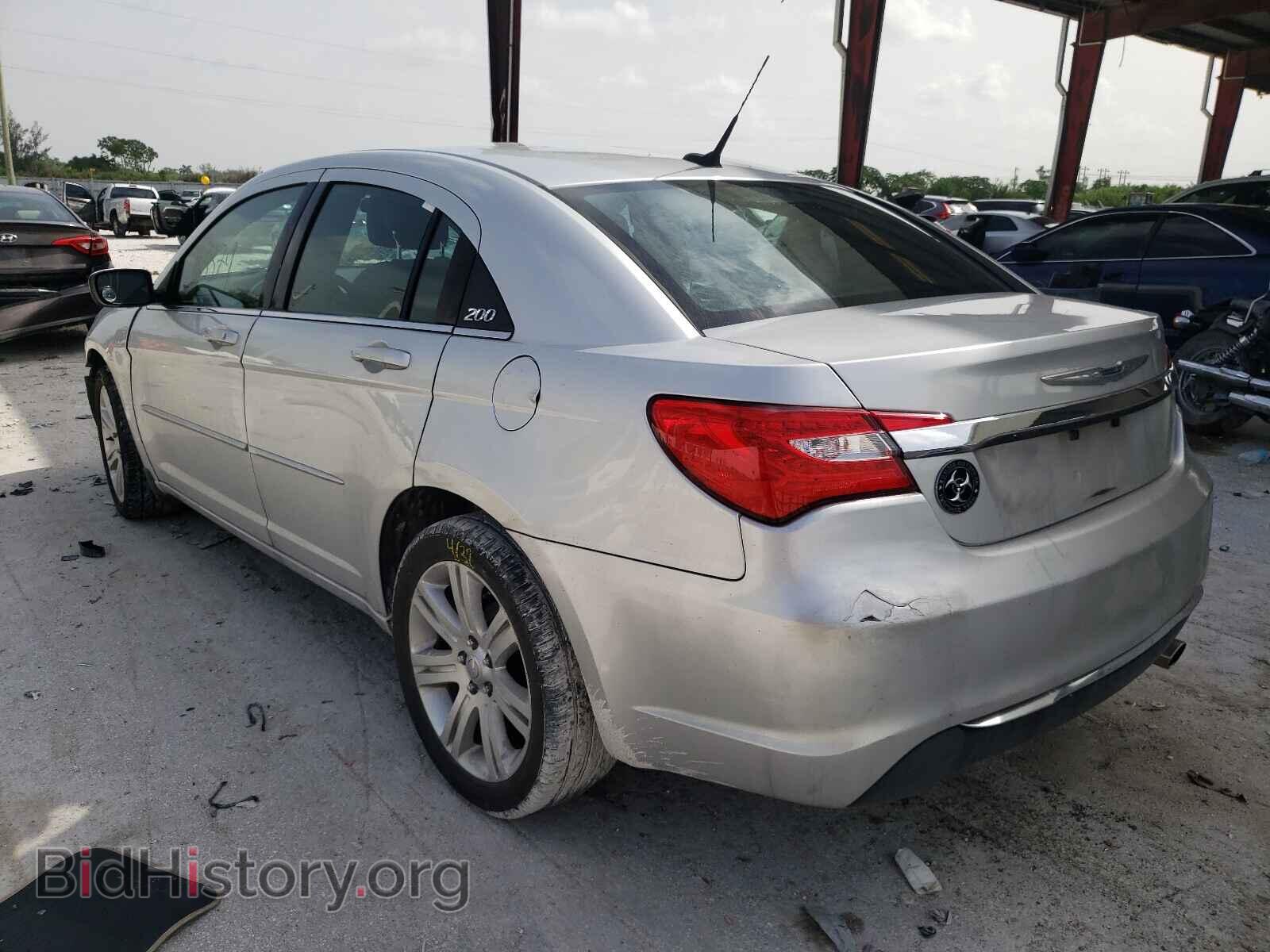 2012 CHRYSLER 200 - VIN: 1C3CCBAB8CN317973 - Фото 3
