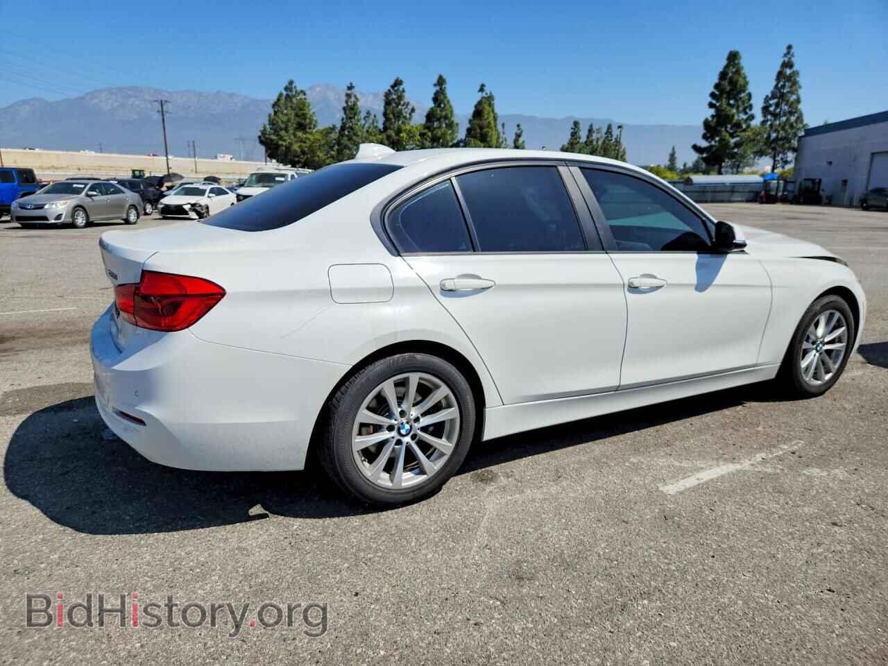 2016 BMW 3 SERIES - VIN: WBA8E1G50GNU10433 - Photo 3