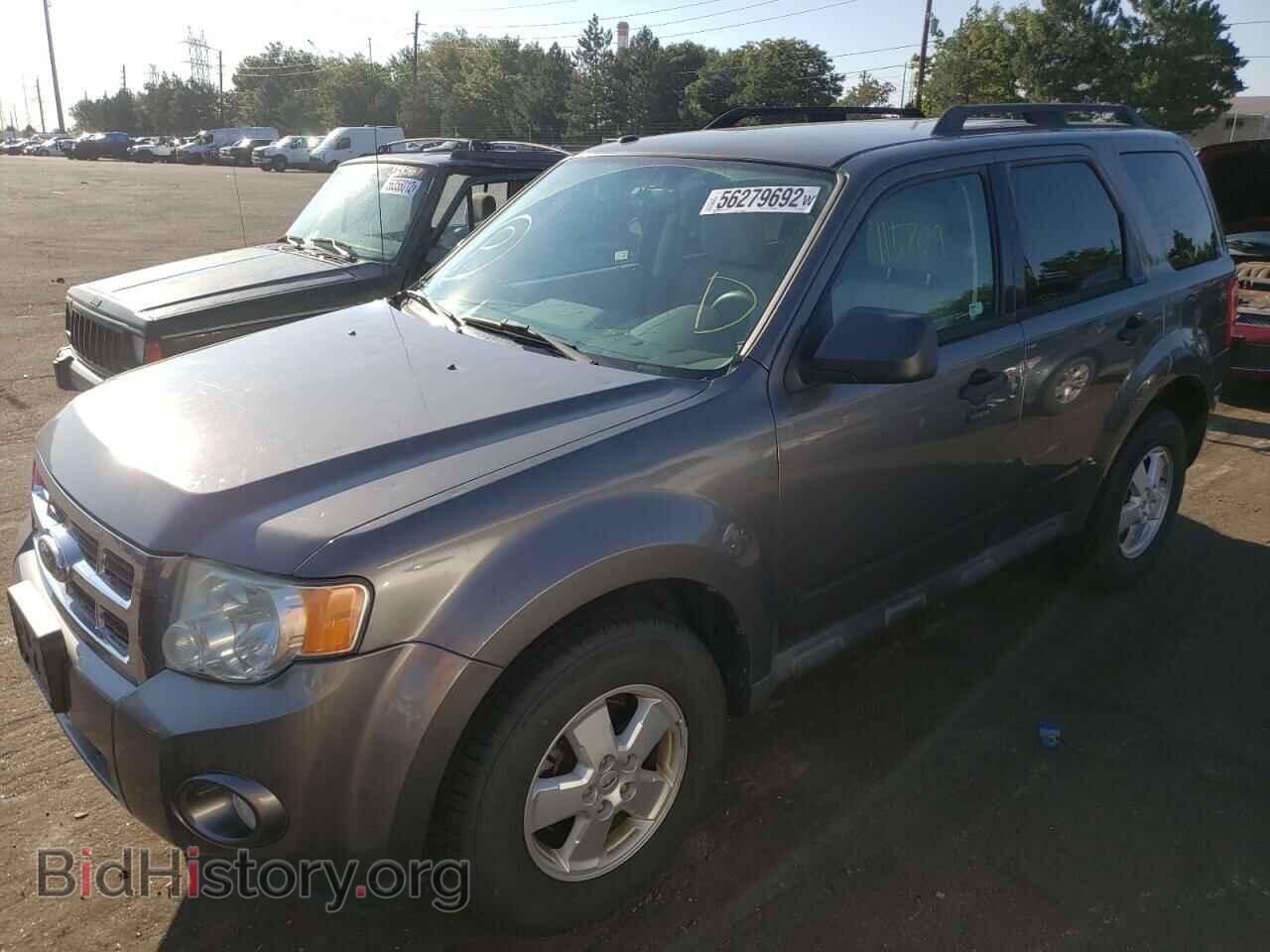 2011 FORD ESCAPE - VIN: 1FMCU9DG2BKB04649 - Фото 2