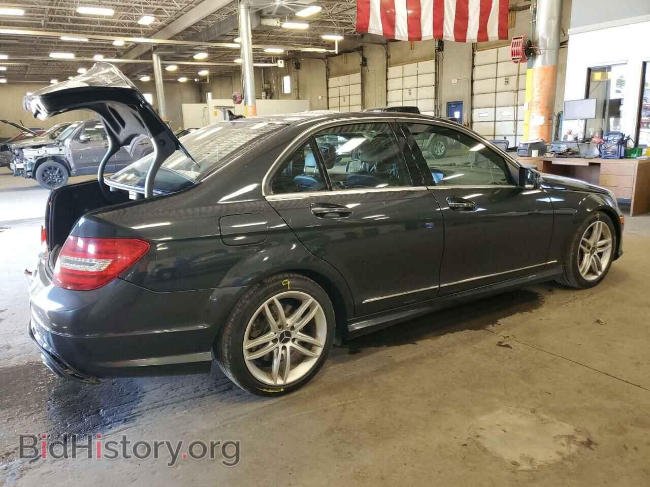2013 MERCEDES-BENZ C-CLASS - VIN: WDDGF8AB5DG044963 - Фото 3