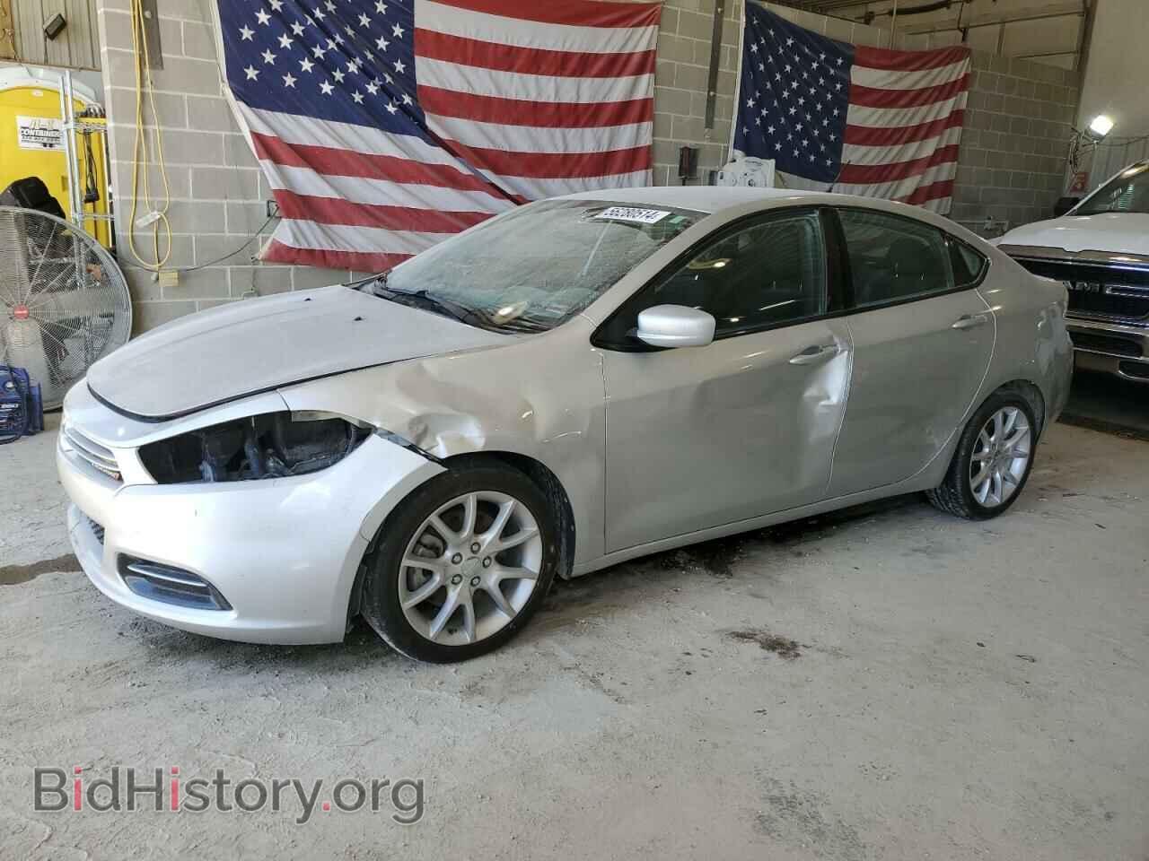 Photo 1C3CDFBA3DD148043 - DODGE DART 2013