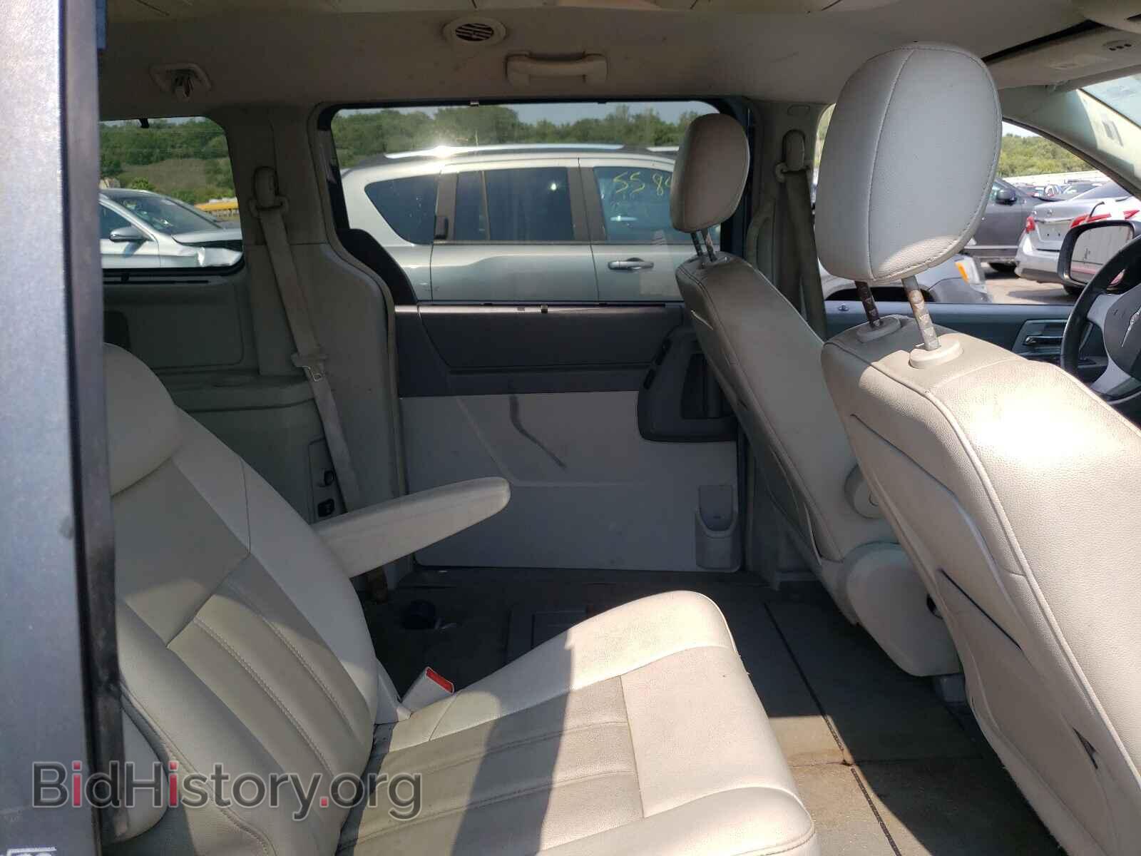2008 CHRYSLER MINIVAN - VIN: 2A8HR54P78R612901 - Фото 6